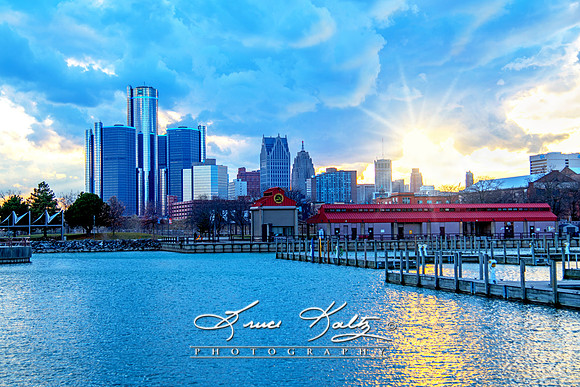 MOTORCITY SUNSET