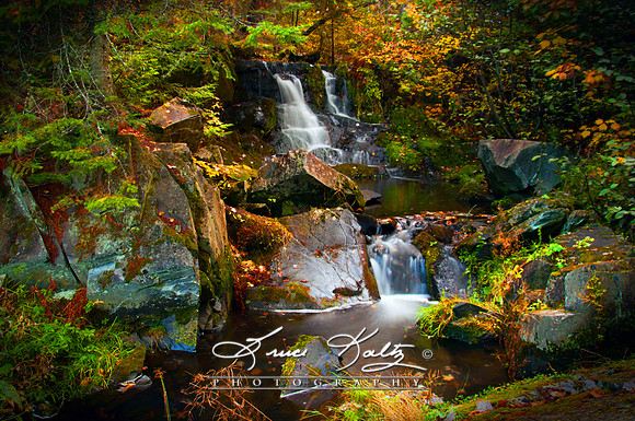 PEACEFUL CASCADE