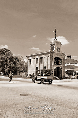 TOWN SQUARE