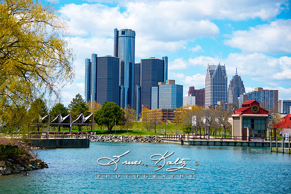 SPRING IN THE CITY